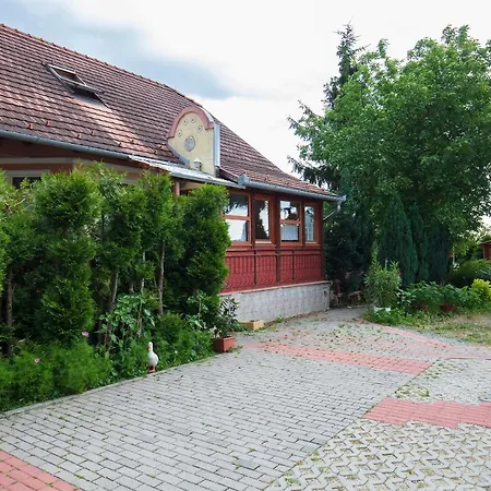 Negy Evszak Videki Nature Friendly Apartman شقة