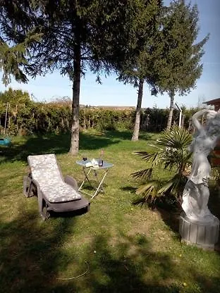 Negy Evszak Vendeghaz Appartement *